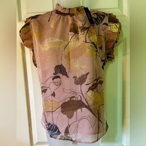 Tahari short sleeve ruffle blouse. L. NWT